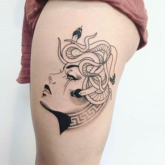 41 tattoo grande de medusa na coxa Pinterest