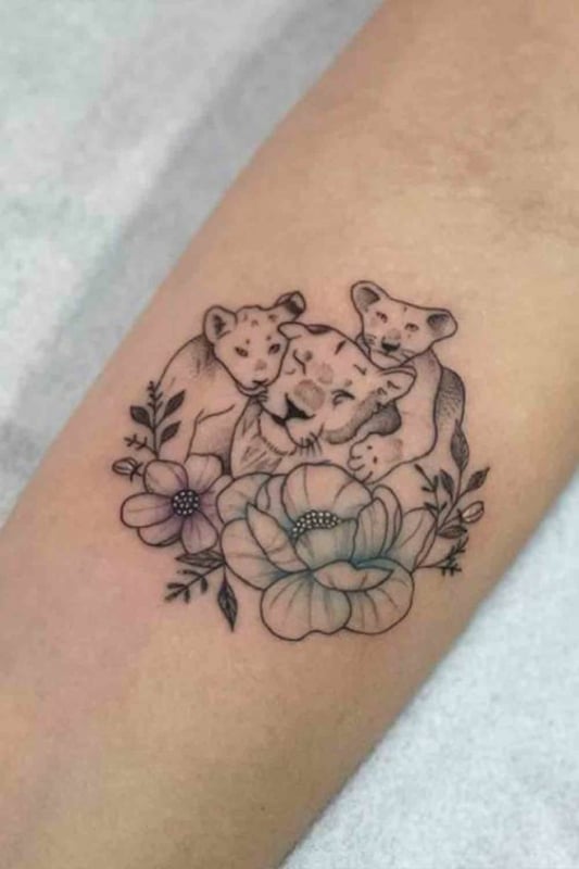 51 tatuagem delicada onca com filhote Pinterest