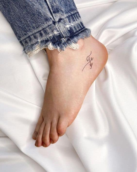 55 tatuagem delicada fe no pe Pinterest
