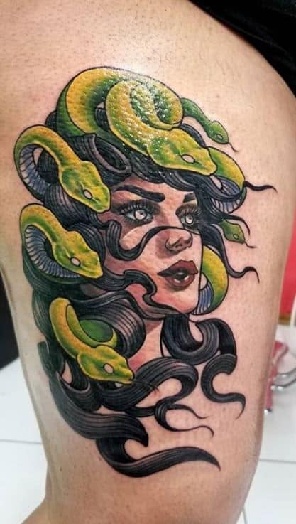 60 tattoo de medusa colorida Pinterest