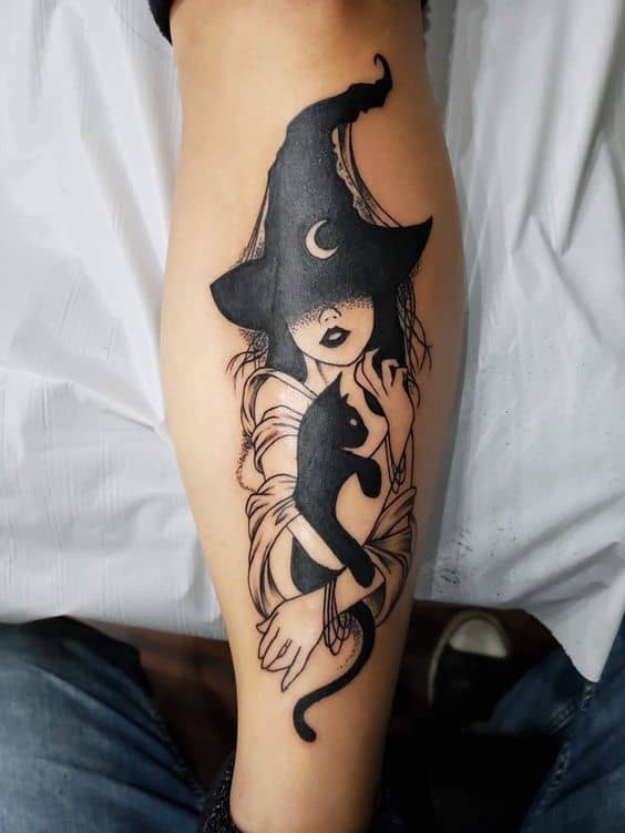 7 tatuagem de bruxa com gato preto Pinterest