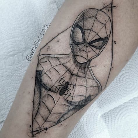 linda ideia de tatuagem do Homem Aranha