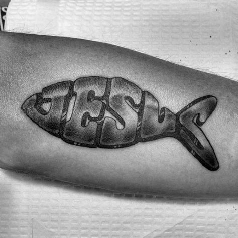 tatuagem crista masculina peixe jesus