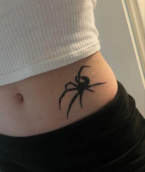tatuagem de aranha feminina grande