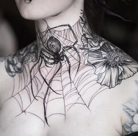 tatuagem de aranha no pescoco
