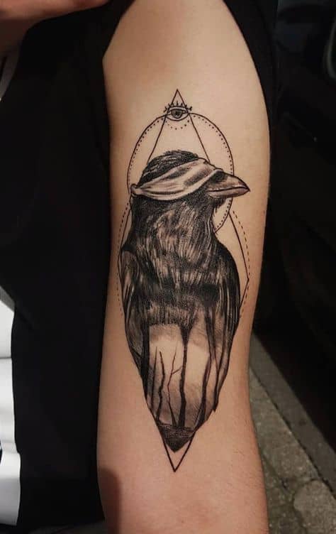 tatuagem de corvo cego