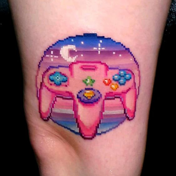 1 tattoo colorida e gamer Pinterest