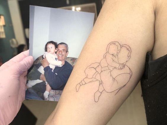 10 tatuagem delicada de foto pai e filha Pinterest