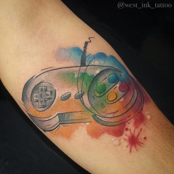 2 tatuagem gamer colorida e feminina @west ink tattoo