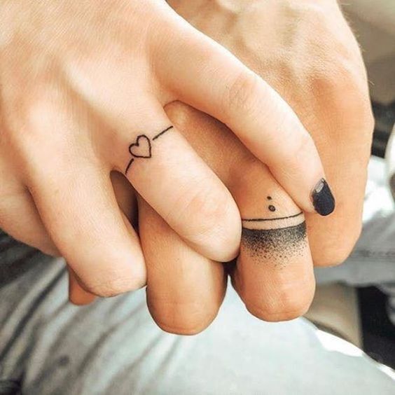 21 tatuagem de casal no dedo Pinterest