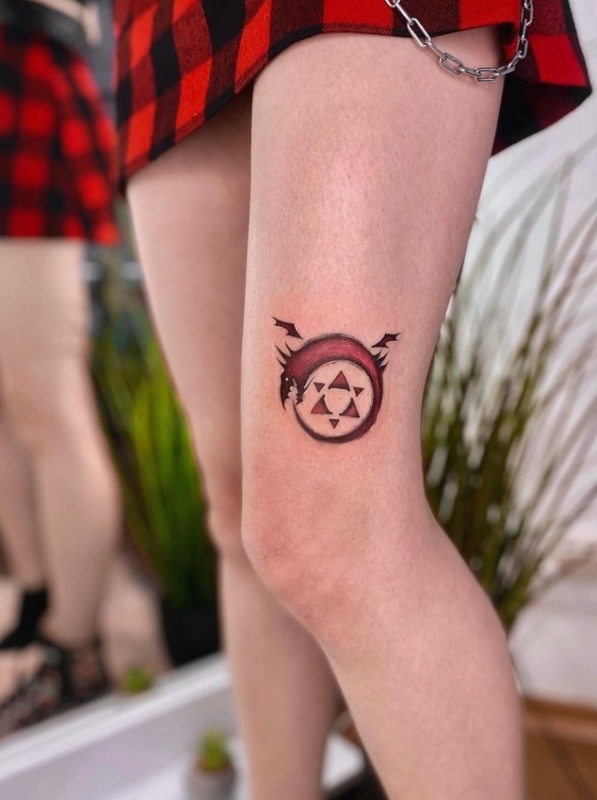 27 tattoo ourobolos na perna Fullmetal Alchemist @deinyaan tattoo