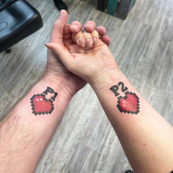 28 tatuagem gamer de coracao para casal thtantai2