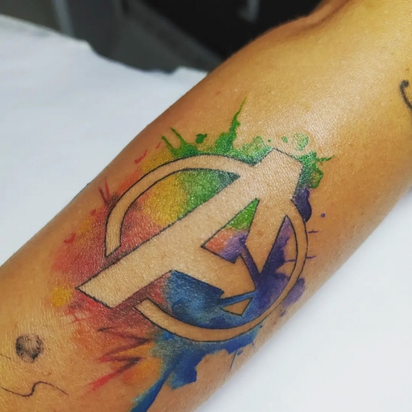 29 tatuagem vingadores colorida @hiroshi tattoo