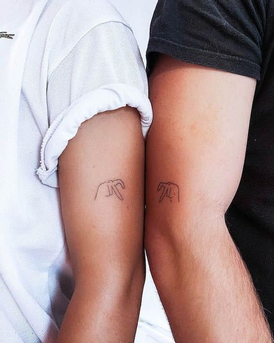 40 tatuagem no braco de pai e filha Pinterest