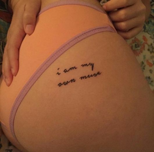 46 tattoo de frase no bumbum Pinterest