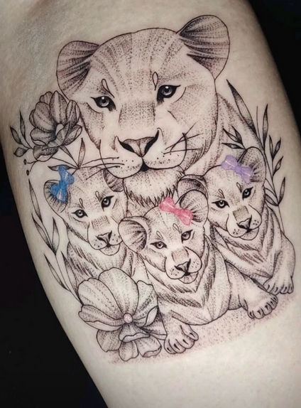 48 tatuagem de leoa e filhotinhas Pinterest