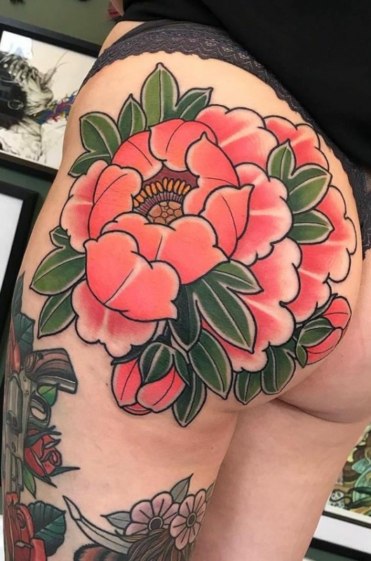 60 tattoo colorida de flor na bunda Pinterest