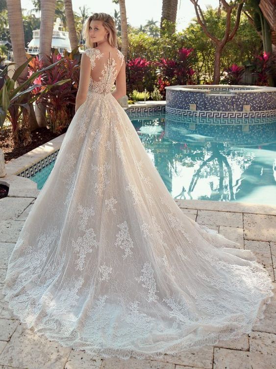 vestido de noiva evasê