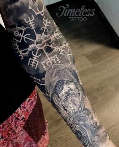 linda tatuagem de guerreiro viking