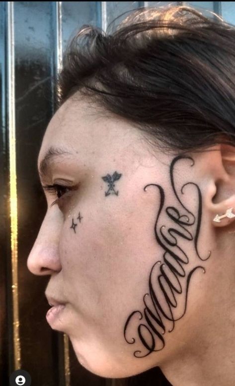 tatuagem escrita no rosto grande ideias