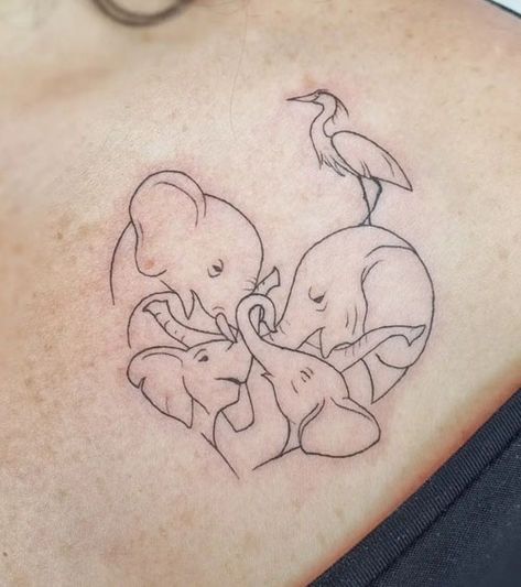 tatuagem familia delicada elefante