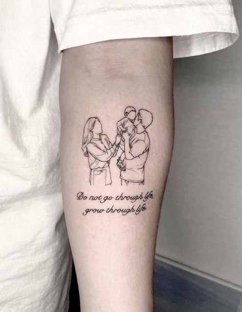 tatuagem familia feminina com frase