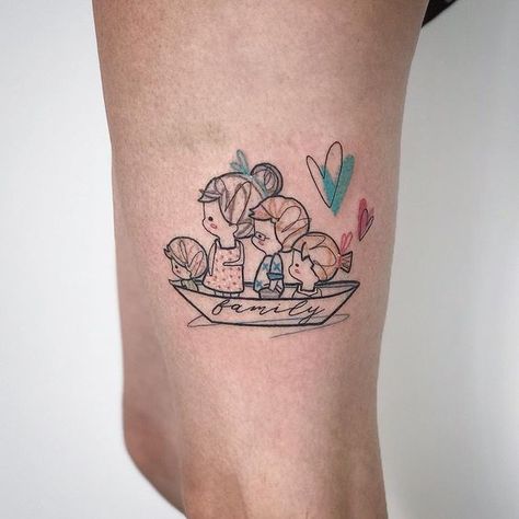 tatuagem familia feminina perna