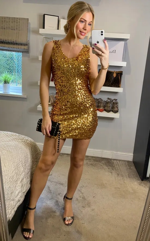 11 look com vestido dourado de paete Pinterest