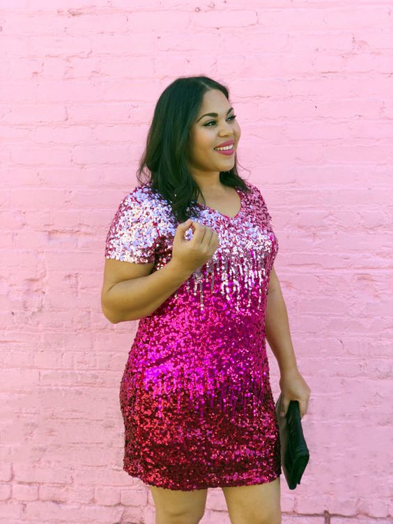 6 look com vestido pink de paete Pinterest