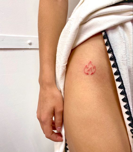 14 tatuagem de fogo vermelha na virilha Pinterest