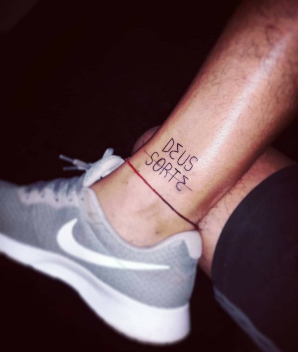 15 tatuagem na perna Deus @mateusreiis