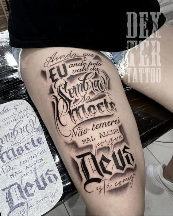 17 tatuagem grande Deus na perna Dexter Tattoo
