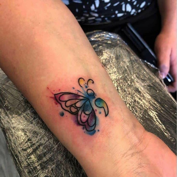 18 tattoo ponto e virgula com borboleta Pinterest