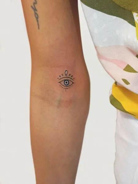 24 tattoo feminina olho grego Pinterest