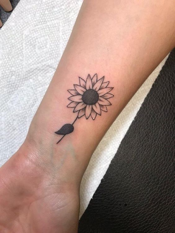 28 tatuagem ponto e virgula com flor de girassol Pinterest
