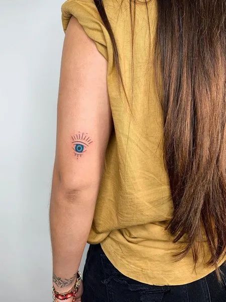 29 tattoo no braco olho grego Pinterest