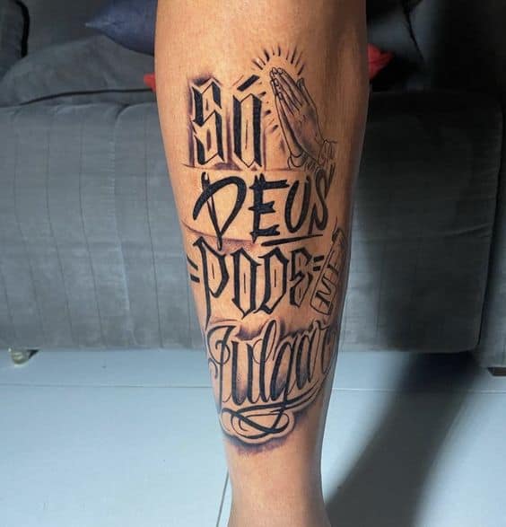 47 tattoo na perna So Deus pode me julgar Pinterest