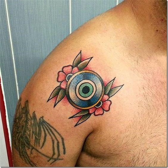 53 tatuagem masculina olho grego no ombro Pinterest