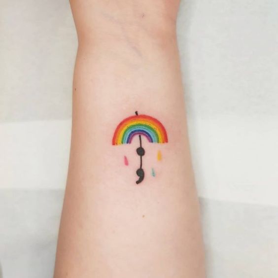 56 tatuagem ponto e virgula com arco iris Pinterest