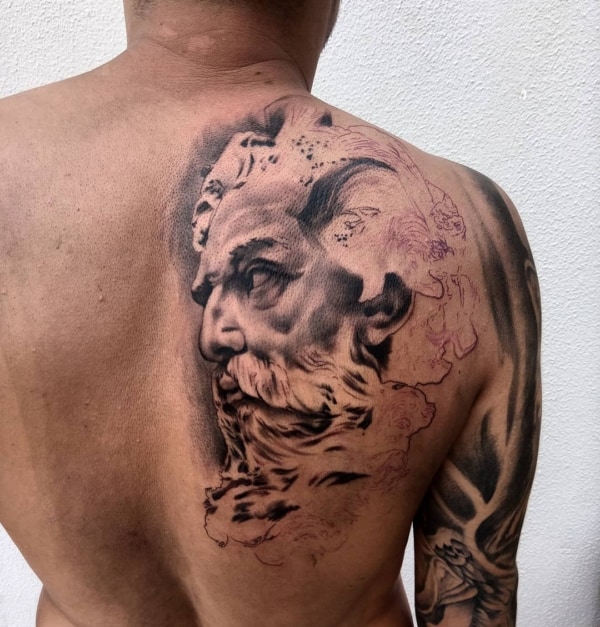 Tatuagem Poseidon costas