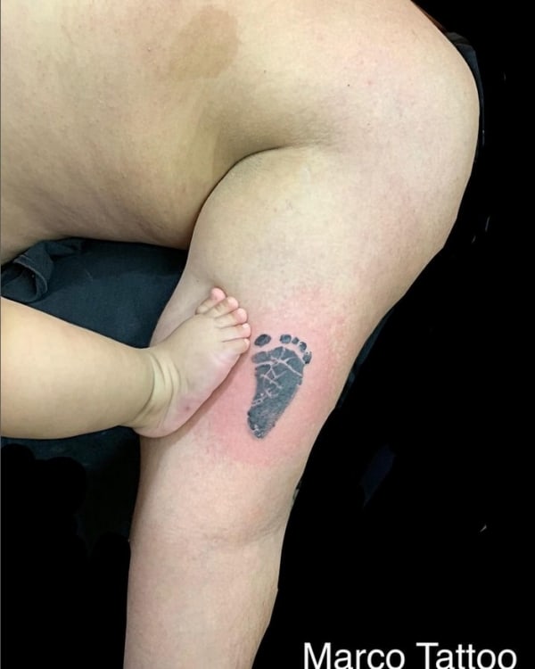 11 tattoo pezinho bebê @marcotattoo