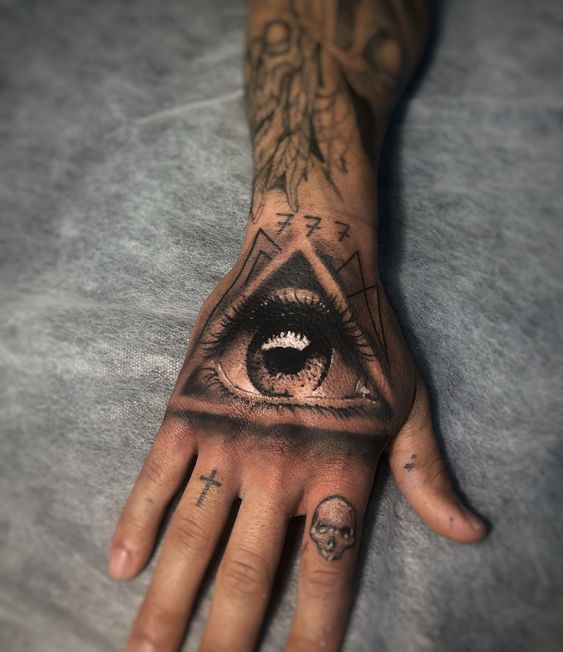 19 tattoo olho da providência Pinterest