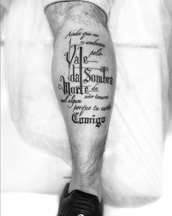 2 tattoo bíblica salmo 23 na perna @claudia shimada