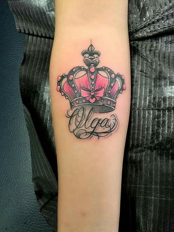 21 tattoo coroa rosa com nome Pinterest
