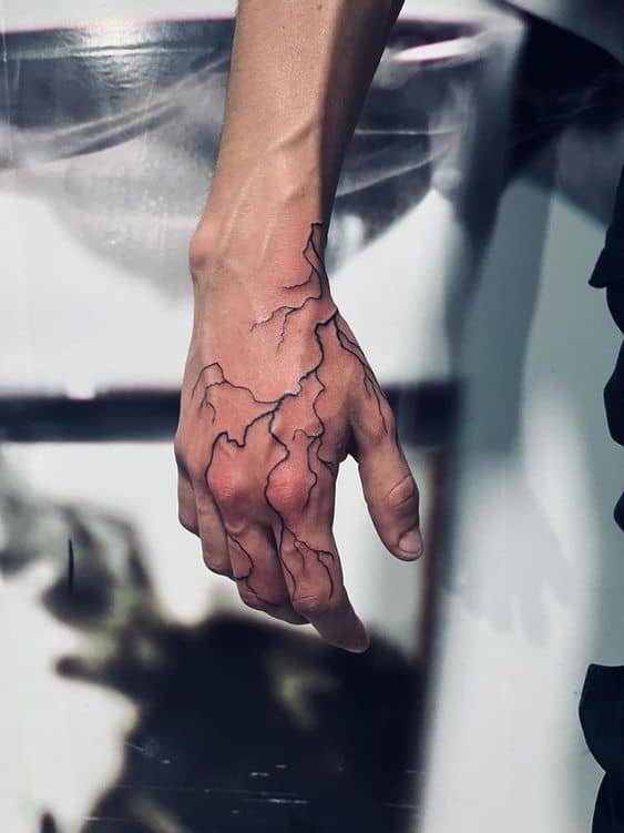 23 tattoo de raio na mão Pinterest