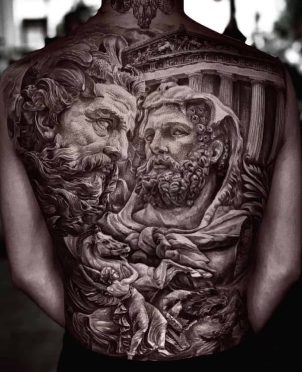 26 tatuagem mitologia grega nas costas Tatt Mag