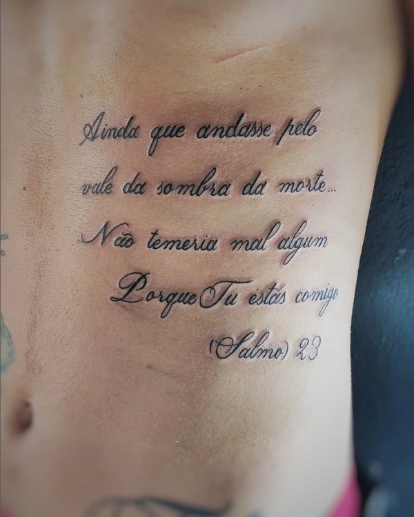 28 tatuagem bíblica na costela @jeanntatoo