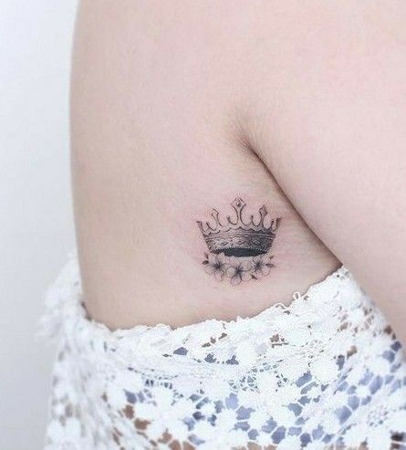 40 tattoo coroa e flores Pinterest