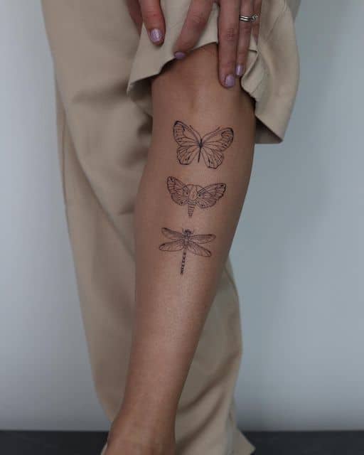 43 tattoo de libélula e borboletas na perna Pinterest
