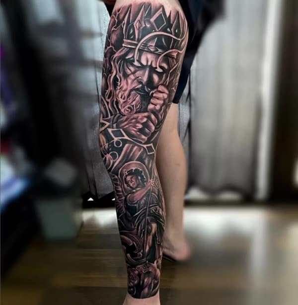 48 tatuagem grande Zeus na perna @mangkoktattoo